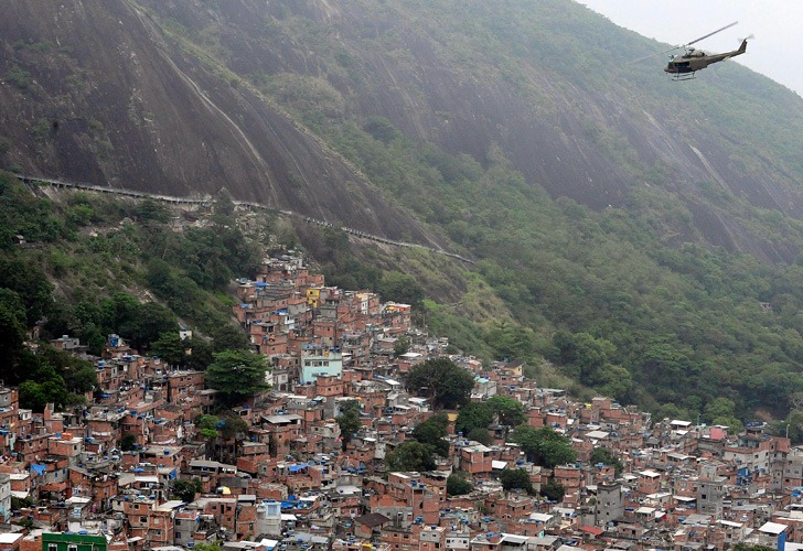 [Rocinha%25209%255B3%255D.jpg]