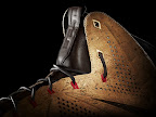 nike lebron 10 gr cork championship 6 02 @KingJames Wears NSWs Nike LeBron X Cork Off the Court