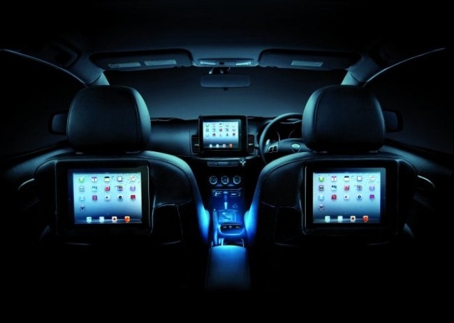 [PROTON-Yes-Interior-650x650%255B7%255D.jpg]