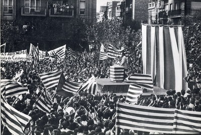 [1976-09-11%2520Parlament%2520de%2520Miquel%2520Roca%255B5%255D.jpg]