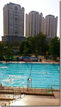 Vietnam HoChiMinh swimming pool 140315_0510