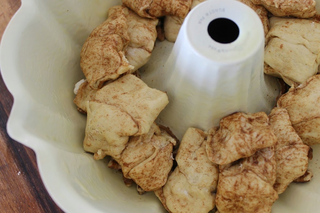 [monkey-bread-recipes-with-pecan--car%255B2%255D.jpg]