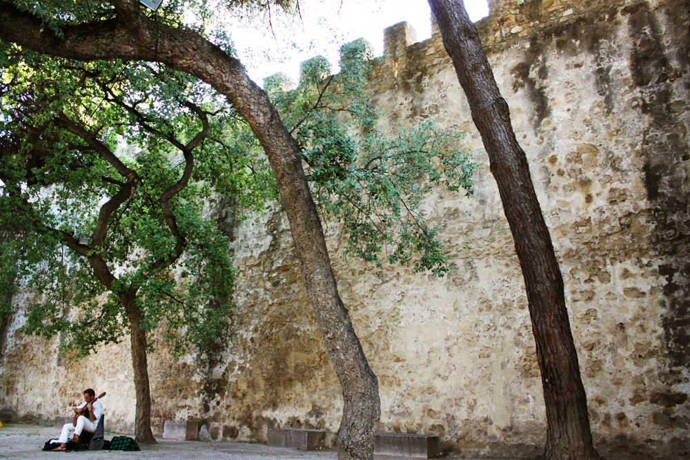 [Portugal%2520St%2520George%2520Castle%2520Courtyard%255B3%255D.jpg]