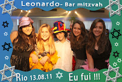 Fotos do evento Leonardo - 13.08.11. Foto numero 03 da Social Click Fotografia Digital, do Rio de Janeiro, RJ, que faz fotos divertidas, fotos malucas, fotos com fantasias, fotos na hora, fotografia maluca, fotografia divertida com molduras personalizadas. fotos divertidas malucas foto maluca animadas animado rj rio de janeiro divertida fantasia animada fotografias casamento cidade www fotografos