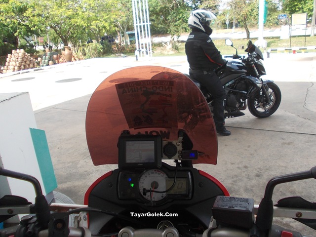 [DSCN30302.jpg]