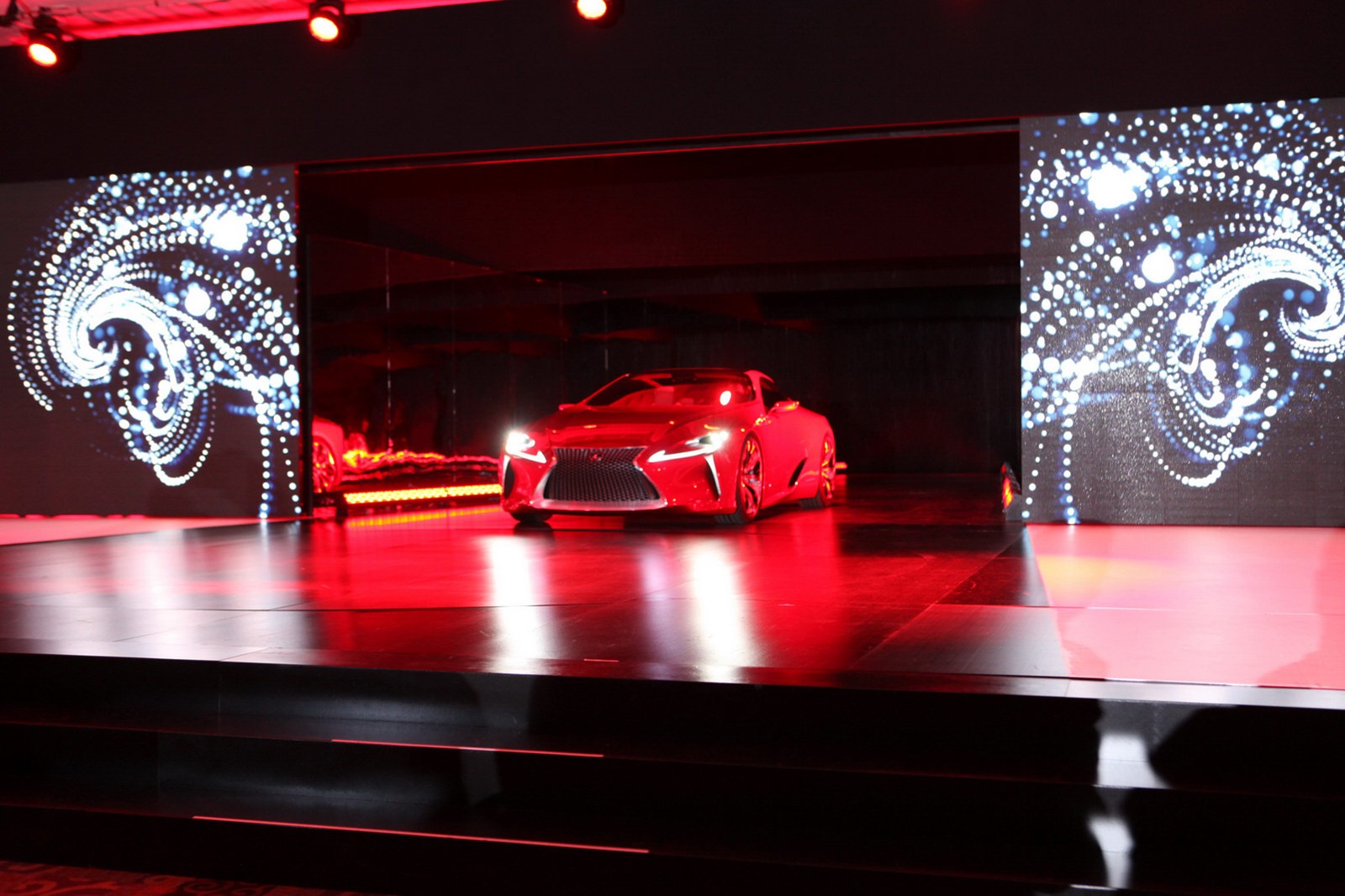 [Lexus-LF-LC-2%255B2%255D.jpg]