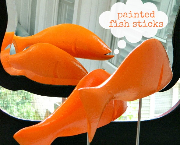 [fish_on_sticks_painted_wooden_bubble%255B2%255D.jpg]