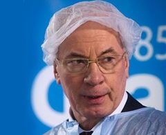 azarov_v_isdelii