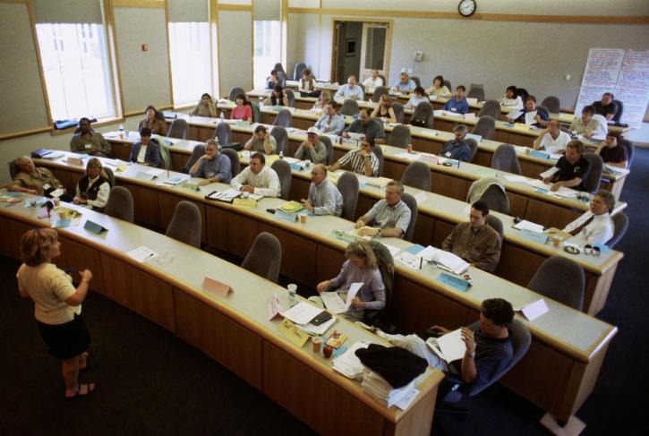 [classroom-people-with-teacher%255B2%255D.jpg]