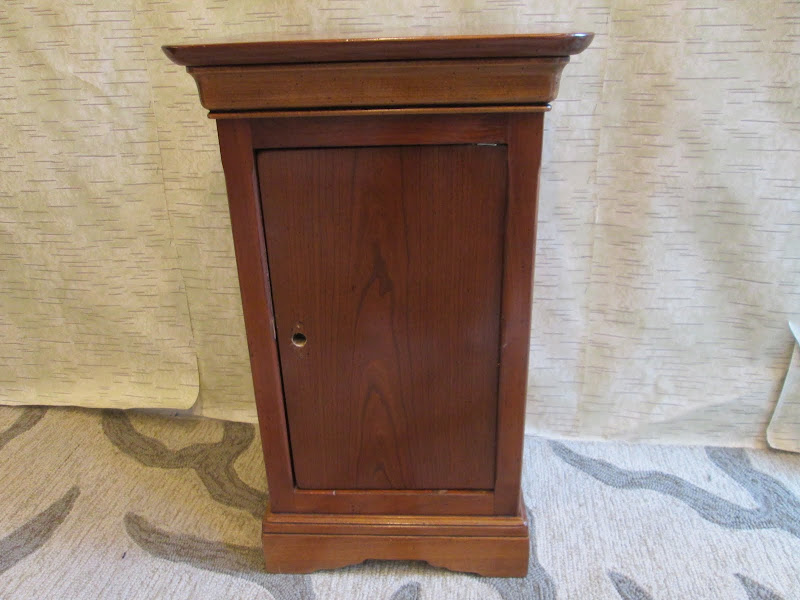 Grange Sidetable