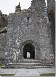 09.Roca de Cashel. Catedral - Pórtico