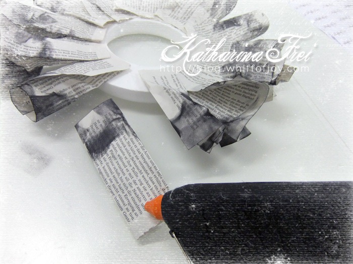 [HalloweenWreath3%255B4%255D.jpg]