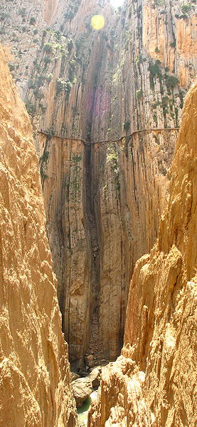 [277px-Caminito_del_Rey_3%255B3%255D.jpg]