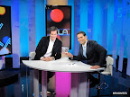 En los estudios de CNN en Español de Miami, entrevistado por Ismael Cala para su programa "Cala", transmitido en primetime para toda América Latina.