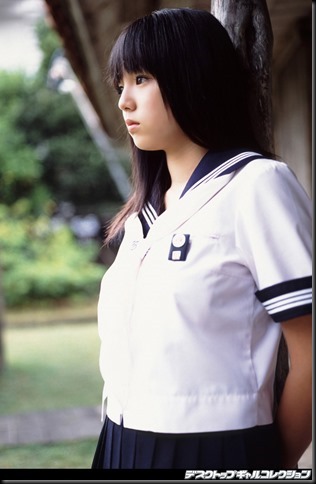 ai-shinozaki-cute-japanese-girl-school-girl-cosplay-lolita-young-girl-japanese-gravure-idol-pictures-004