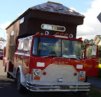 – Mack Fire truck housetruck conversion. Reckon the loft could have come forward a few more feet too – Mack Fire truck housetruck conversion. Reckon the loft could have come forward a few more feet too