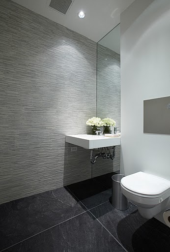 Here is a shot of the powder room with one of the smaller arrangements I made from the large bowl of French tulips (see yesterday's blog for a how-to).