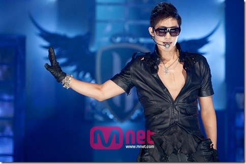 Mnet-HJL-Official-06