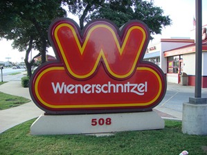 Wienerschnitzel sign
