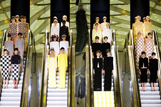 Louis Vuitton Spring 2013 I0lmd9OiCmzx