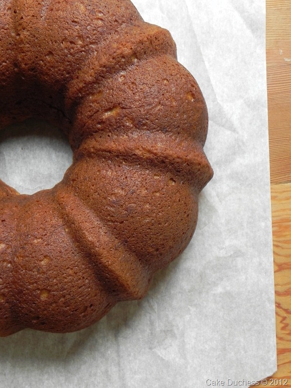 [browned-butter-banana-bundt-cake-4%255B1%255D.jpg&description=Browned Butter Banana Bundt Cake')]