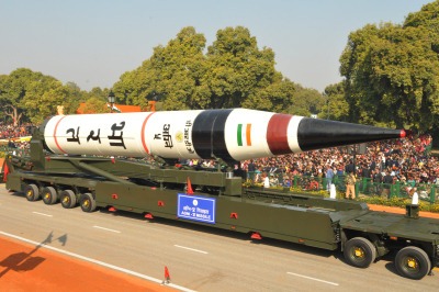Agni-V-Ballistic-Missile-India-01-Resize
