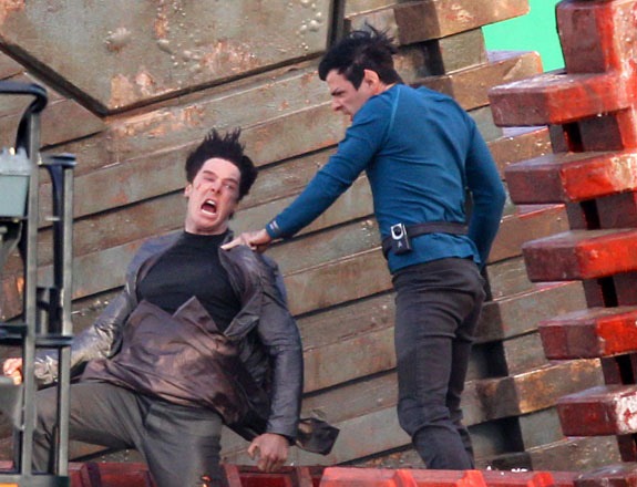 Star Trek 2 set Cumberbatch 01