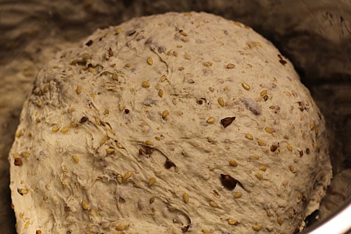 [sourdough-seed-bread_1690%255B4%255D.jpg]
