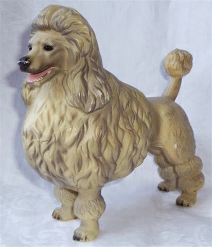 [plasticpoodlefigurine3.jpg]