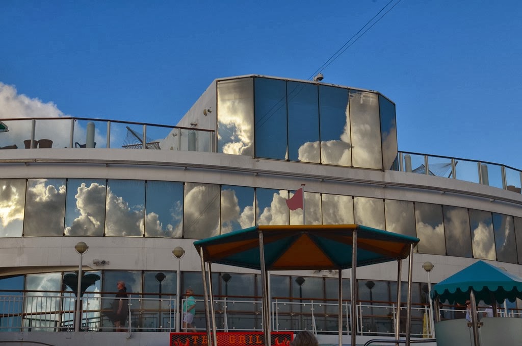 [cruise-day-3_002_014.jpg]