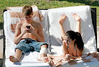 Selena+Gomez+Justin+Bieber+Selena+Gomez+Sunbathe+W4W-5HNgx5Ql.jpg