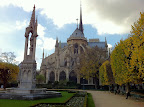 Nov 18 - Notre Dame Square, Paris