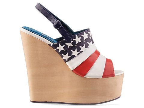 Irregular-Choice-shoes-Chica-Chola-Flag-(Red-Blue) sole struck
