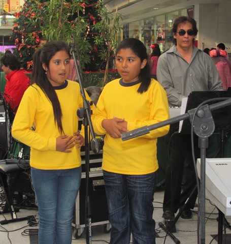[CORO%2520UNAP%252CCORO%2520VOCES%2520BLANCAS%2520Y%2520CORO%2520JUVENIL%2520%252813%2529%255B2%255D.jpg]