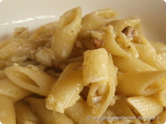 pasta merluzzo pesto genovese penne pasta merluzzo pesto genovese penne