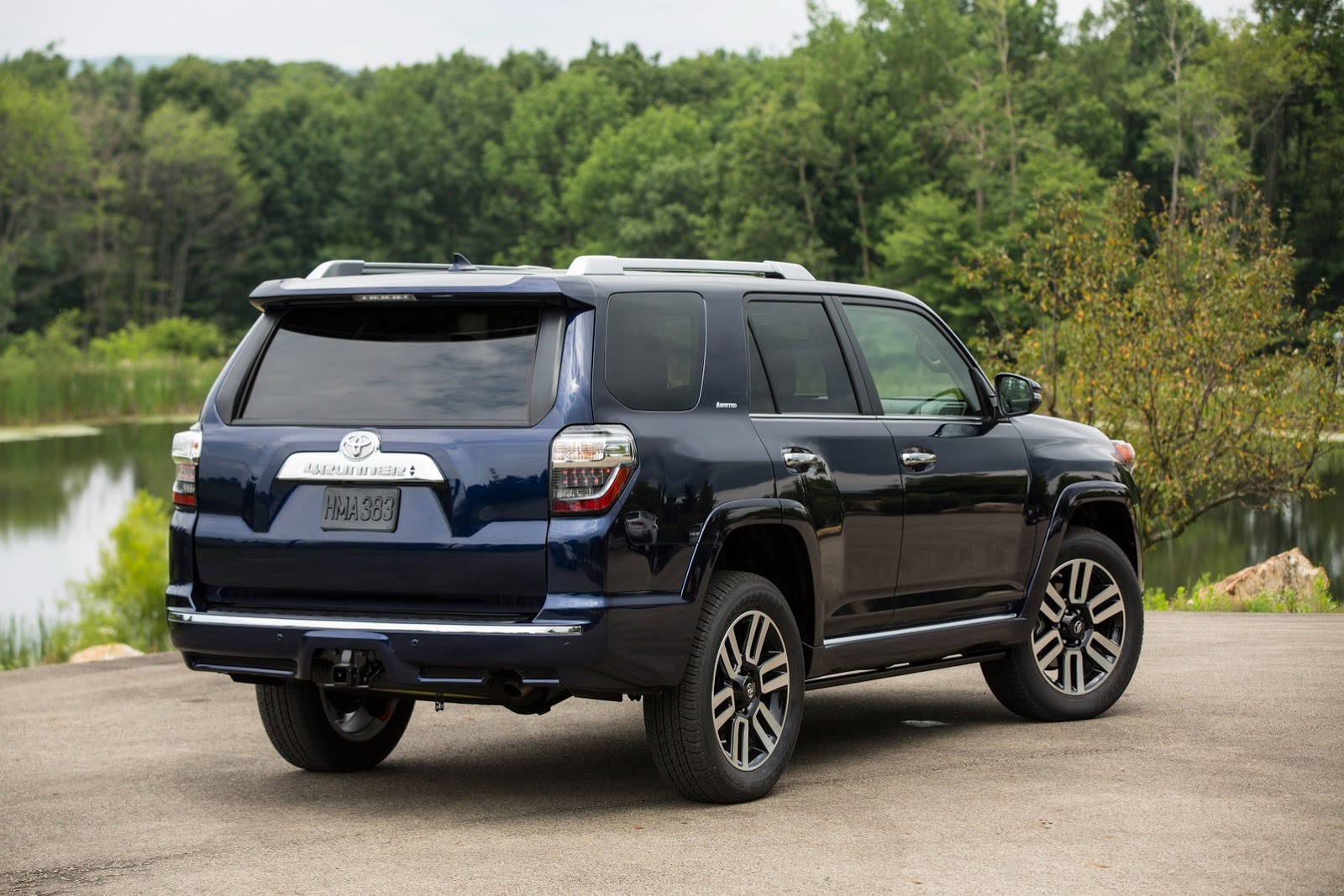 [2014-Toyota-4Runner-21%255B2%255D.jpg]
