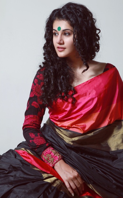 [tapsee_new_exclusive_photo%255B5%255D.jpg]