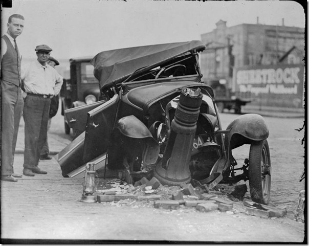 Batidas de carro em Boston nos anos 30 (21) Batidas de carro em Boston nos anos 30 (21)
