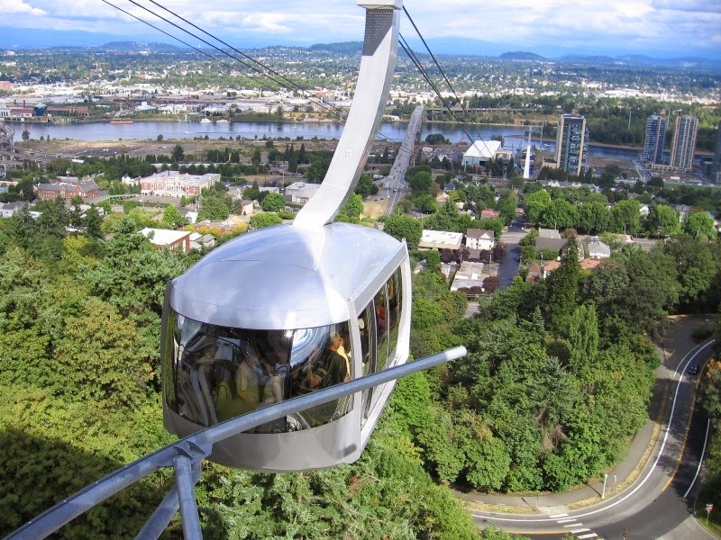 [IMG_8535-Portland-Aerial-Tram-in-Por.jpg]
