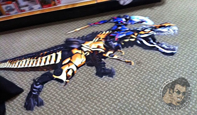 Optimus Prime Dinobotnyeregben