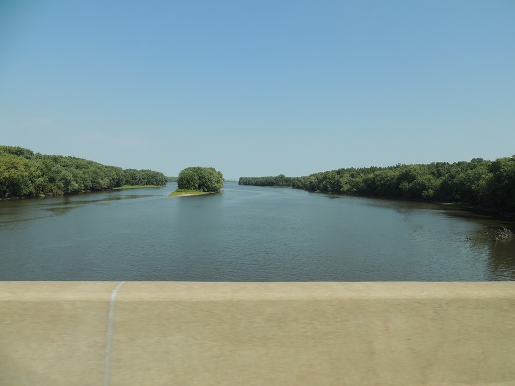 [09.Mississippi-River4.jpg]