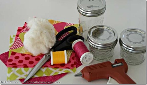 Mason Jar Pin Cushion 1a