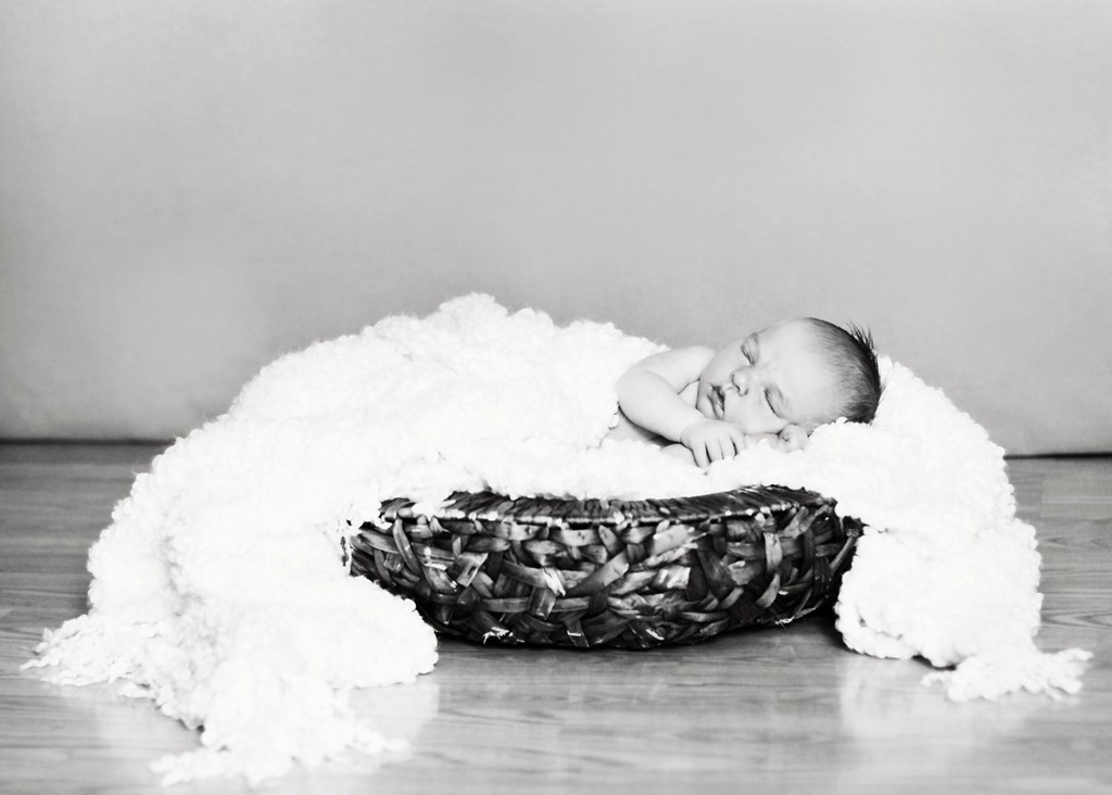 [Cain%2520family-1441%2520bw%255B4%255D.jpg]