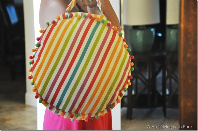 DIY Floor Cushion.  Only take one yard of fabric!