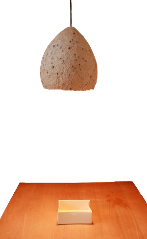 WERKSTATT-officina04: Pappmaché Lampe - lampada in cartapesta WERKSTATT-officina04: Pappmaché Lampe - lampada in cartapesta
