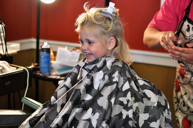 [first%2520haircut%2521%2520052811%2520%252835%2529crop%255B4%255D.jpg]