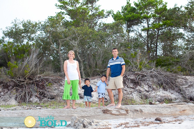 [Family%2520Beach%2520Portraits%2520by%2520Freshly%2520Bold-0019%255B4%255D.jpg]