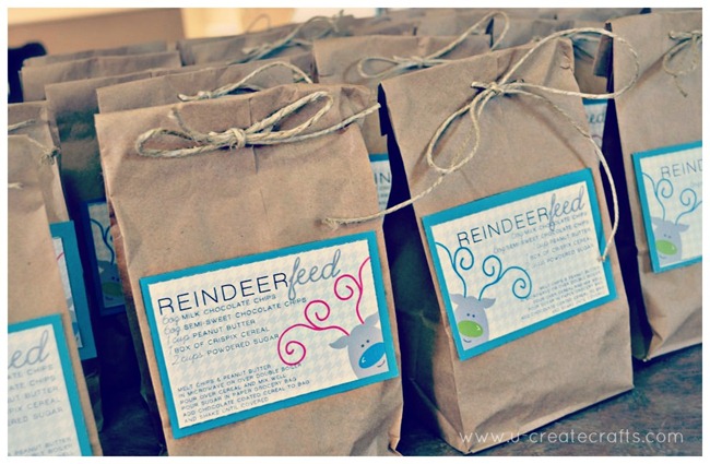 Reindeer feed treats