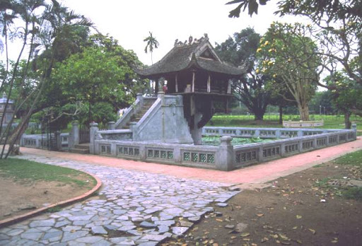 ChuaMotCot(DienHuu)_05.jpg