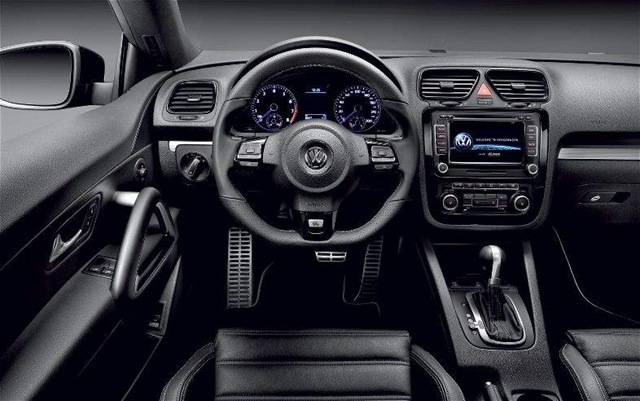 [2012-Volkswagen-Scirocco-TDI-cockpit%255B2%255D.jpg]